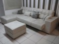 Estofado com 3 lugares mais chaise. ( dimensão total 3.00x1.60 mts